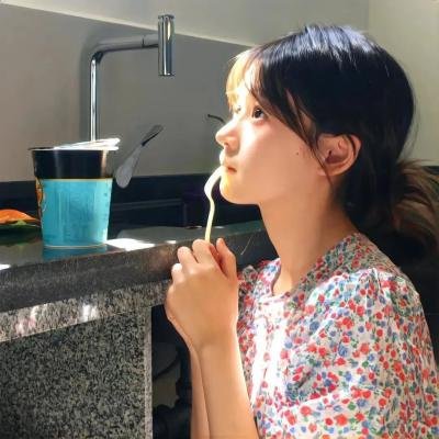 妮娜琦珈